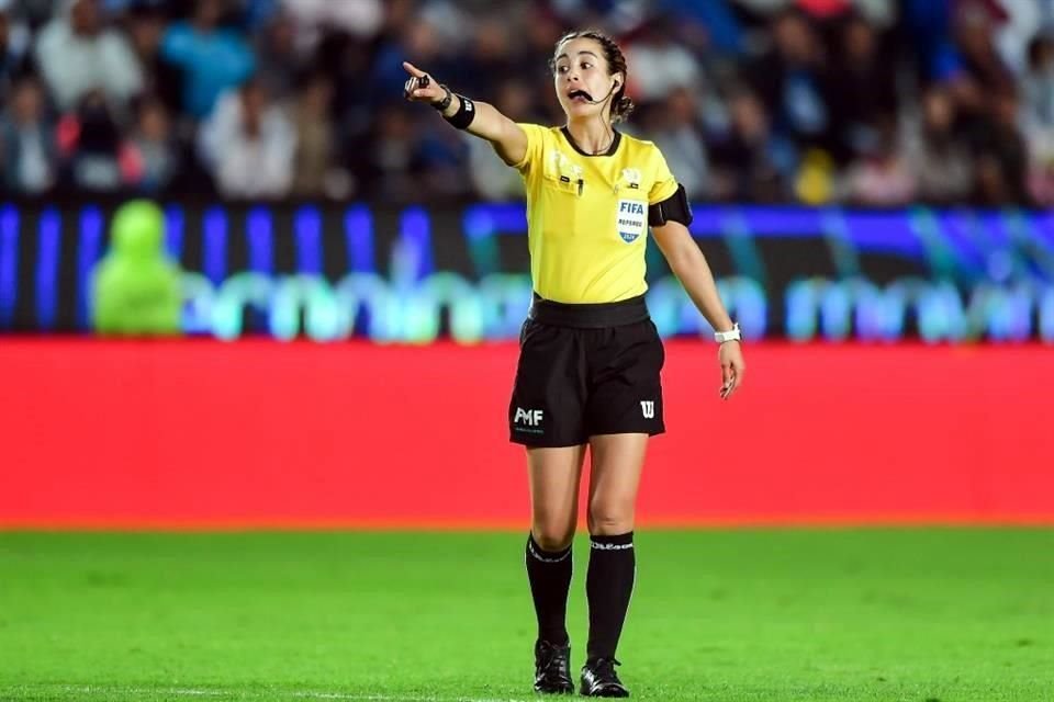 Katia Itzel García hace historia en la Liga MX.