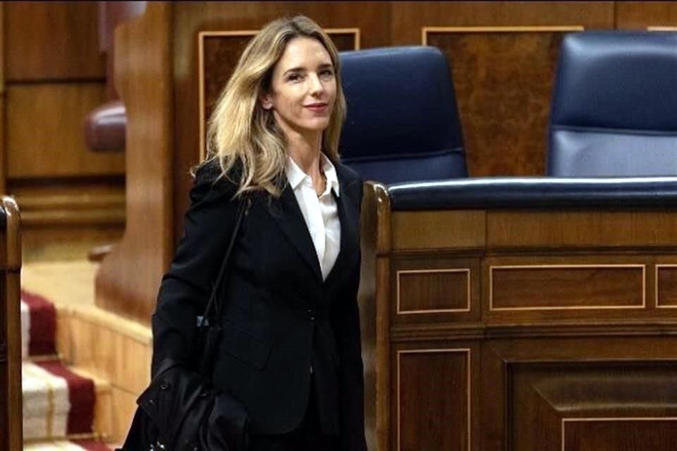 La diputada española, Álvarez de Toledo, participó en un foro en México donde criticó la política de 'abrazos, no balazos'.