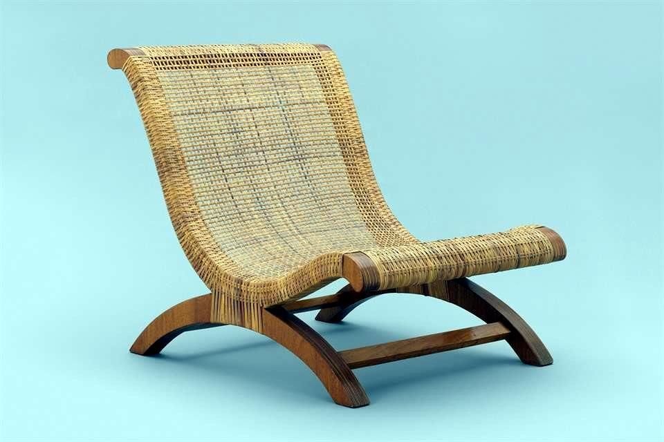 Una veintena de creadores mexicanos, o que hicieron su carrera en el País, asoma en 'Crafting Modernity'. Entre ellos, Clara Porset, de quien se exhibe, por ejemplo, su emblemática silla.