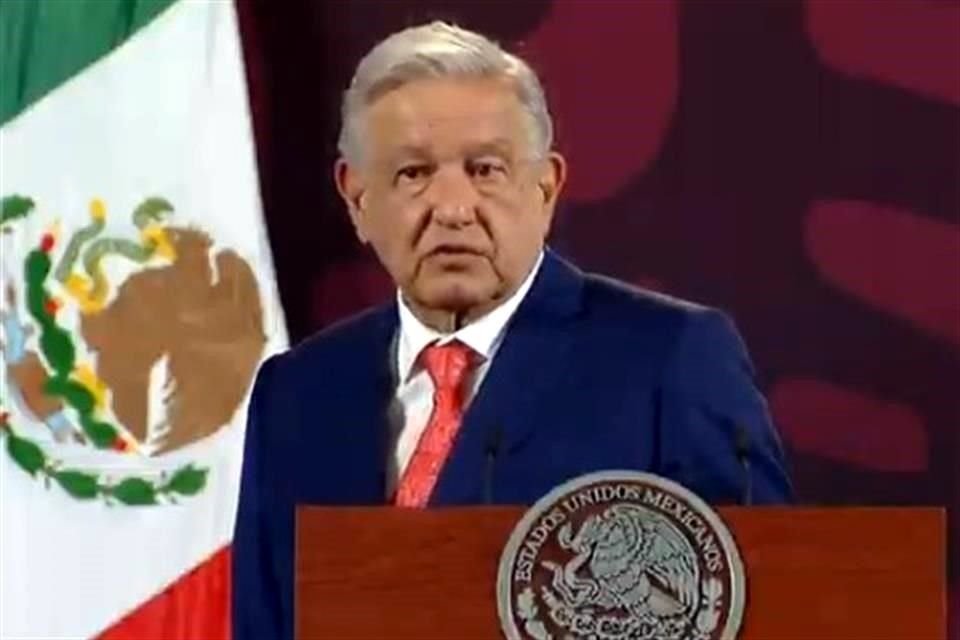 El Presidente López Obrador dijo que hay otras plantas que contaminan y no la refinería de Cadereyta, la cual está dentro de la norma.