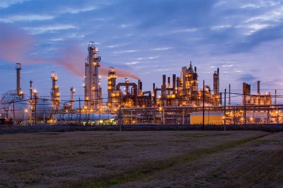 La Refinería Shell-Convento en Louisiana, EU, es una de las nueve que recientemente cerraron.