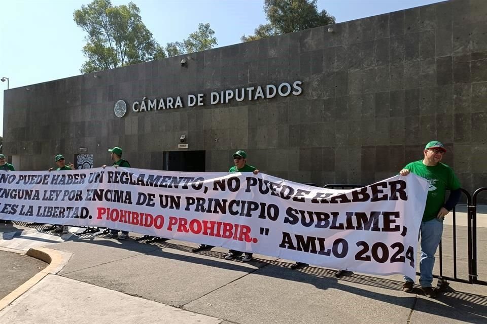 'Lo que nosotros queremos es principalmente una regulación del vapeo, lo que ya hoy está como una prohibición', indicó, Edgar Cano, presidente de Alianza por la Libertad del Vapeo Asociación Civil.