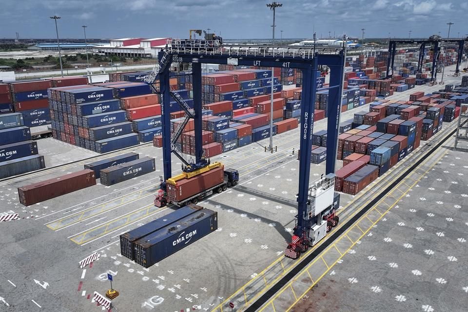 La relación comercial con China debe ser atendida por el Gobierno mexicano para no afectar la relación con su principal socio, EU. 