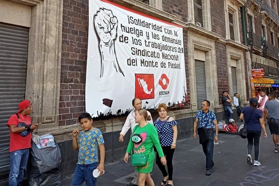 El futuro del Monte de Piedad está 'en el aire': los empleados deben aceptar o rechazar el convenio al que llegó el sindicato y la institución.