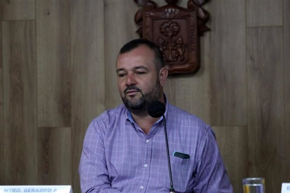 El Coordinador de la Brigada Universitaria de Manejo del Fuego, Gerardo Alberto González Cueva.