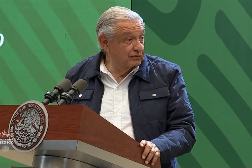 El Presidente López Obrador reclamó que INE le 'censuró' una entrevista que le hizo una periodista y comparó esta acción con la Inquisición.