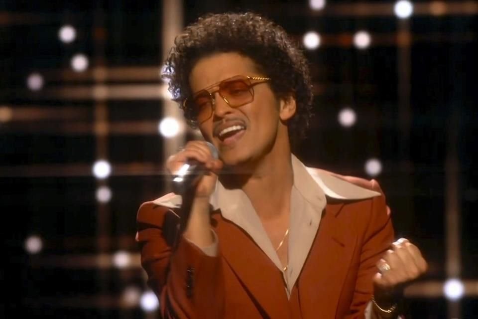 El cantante Bruno Mars tiene una deuda de 50 millones de dólares (casi 836 millones de pesos), por una presunta adicción a los juegos de azar.