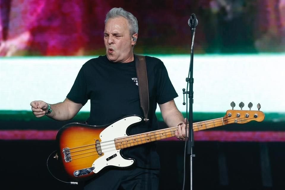 David Summers tocó en el escenario principal del Vive Latino.