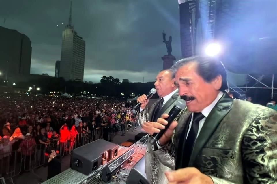 El evento en la Explanada de los Héroes convocó a 86 mil asistentes, un nuevo récord.