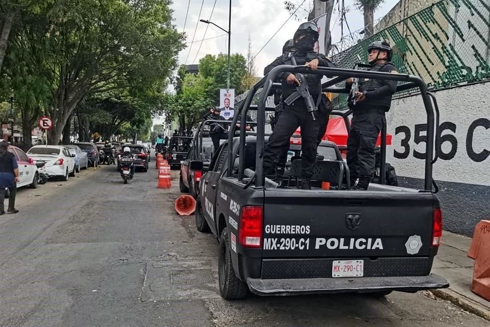 En el operativo de traslado participan policías de la Fiscalía capitalina.