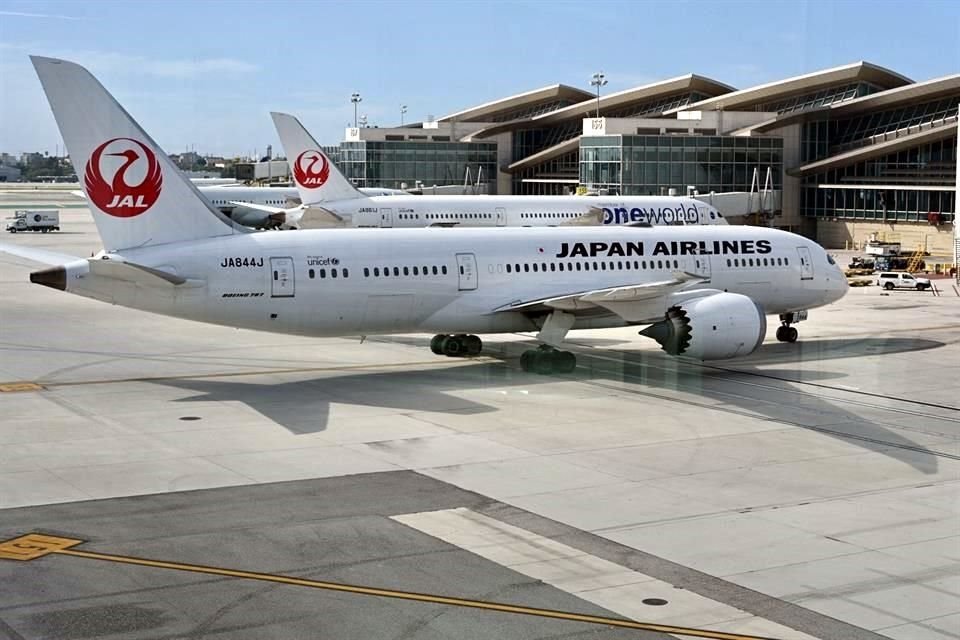 Japan Airlines dijo que la entrega de aviones por parte de Airbus estaba prevista entre los años fiscales 2025 y 2033, y que el pedido tenía un precio de catálogo de 12 mil 390 millones de dólares.