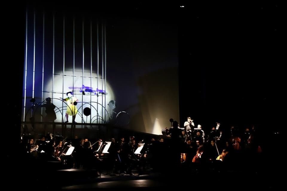 Aspecto de estreno de The Silence of Sound, en el Teatro de la Ciudad Esperanza Iris.