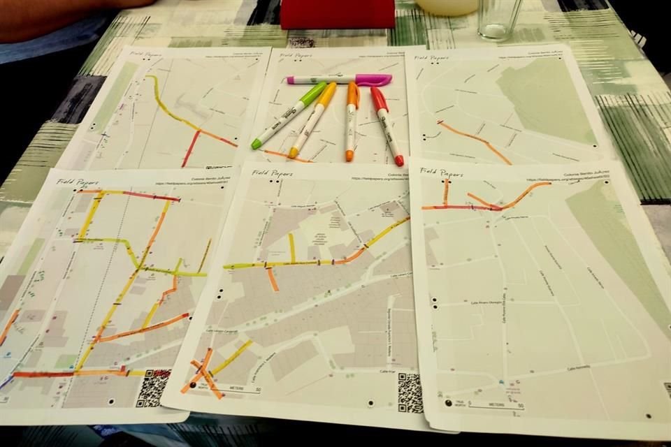 El vecino explicó que, para realizar el mapa, ha necesitado el apoyo de habitantes para recorrer toda la zona y clasificar los baches por colores.