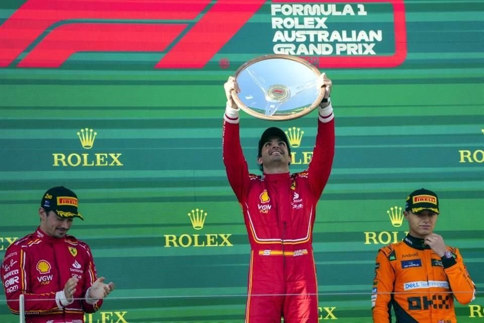 Carlos Sainz gana su primera carrera del 2024.