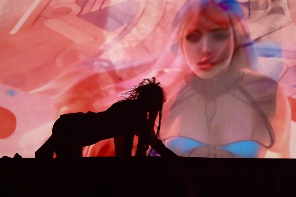 Desde el tema para película Duna hasta 'Bitch Better Have My Money' de Rihanna fueron mezclados en vivo.