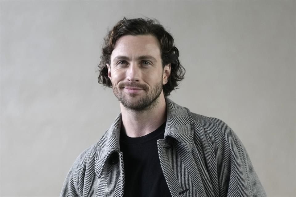 George Lazenby afirmó que Aaron Taylor-Johnson era el indicado para interpretar la nueva versión del agente 007.