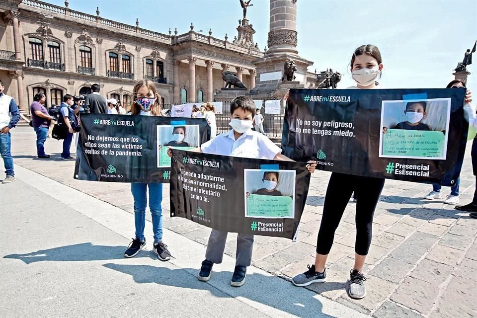 El movimiento Abre Mi Escuela Nuevo León ha convocado a manifestaciones para pedir el regreso presencial.