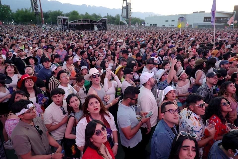 Nadie se quiere perder el segundo día de conciertos en el festival Pa'l Norte, en el Parque Fundidora.