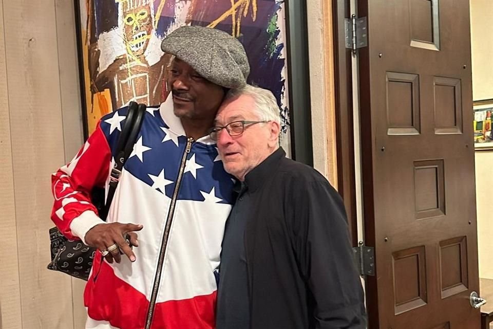 Snoop Dogg y Robert De Niro posaron para la foto del recuerdo.