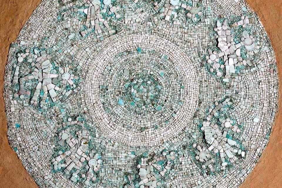 Mosaico hecho en turquesa.