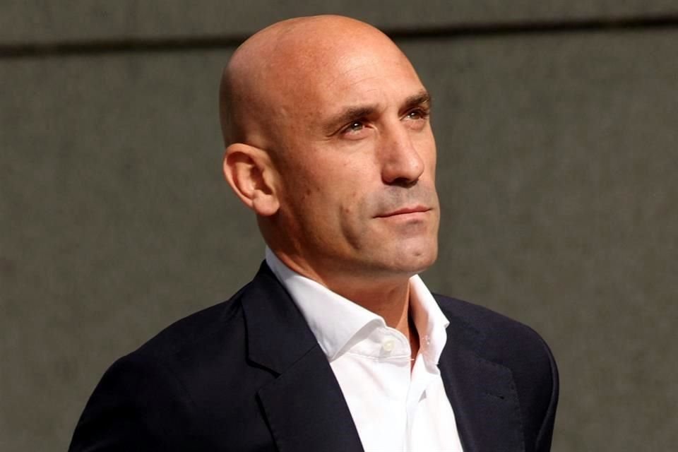 Rubiales no puede alejar los problemas.