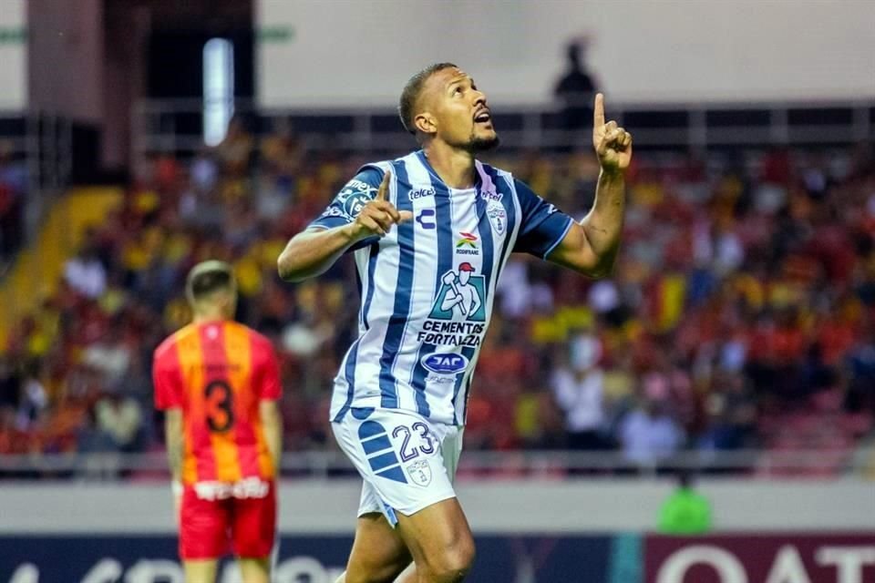 Salomon Rondón fue la gran figura del día para el Pachuca.