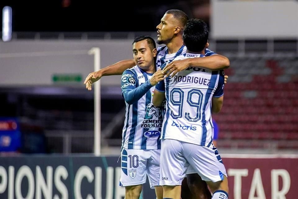 El Pachuca prácticamente está en Semis de Concacaf.