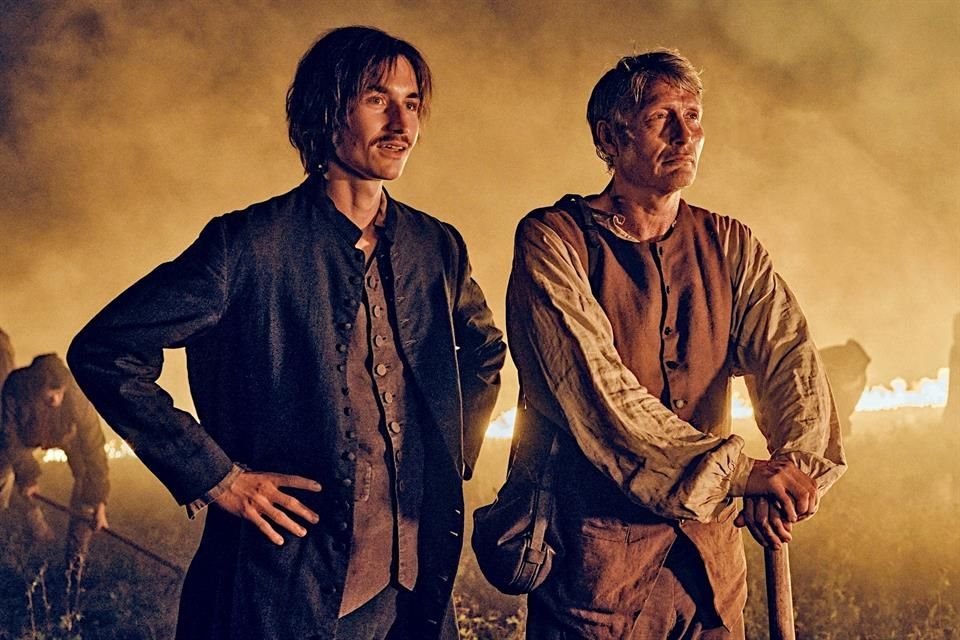 Llega a cines 'El Bastardo', filme protagonizado por Mads Mikkelsen que fue elogiado por la crítica. Conoce la opinión de Adriana Fernández.