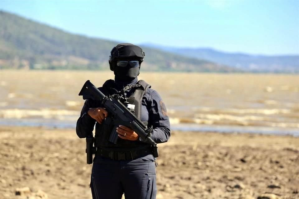 Las tareas de vigilancia serán de 24 horas, y se patrullarán las inmediaciones del afluente para inhibir el saqueo del recurso que ascendía según autoridades a miles de litros de agua a la semana.