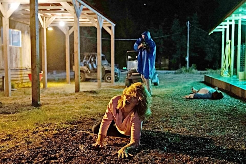 La serie se divide en dos episodios, que se transmiten sábado y el domingo a las 22:00 horas por LifeTime.