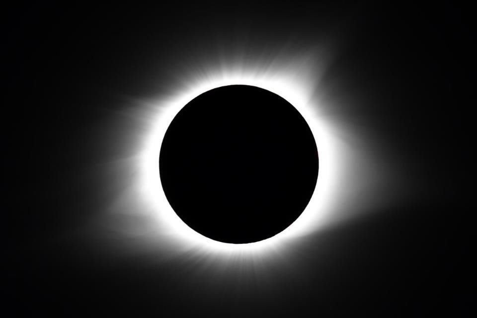 El Eclipse total de Sol ocurrirá el próximo 8 de abril. 