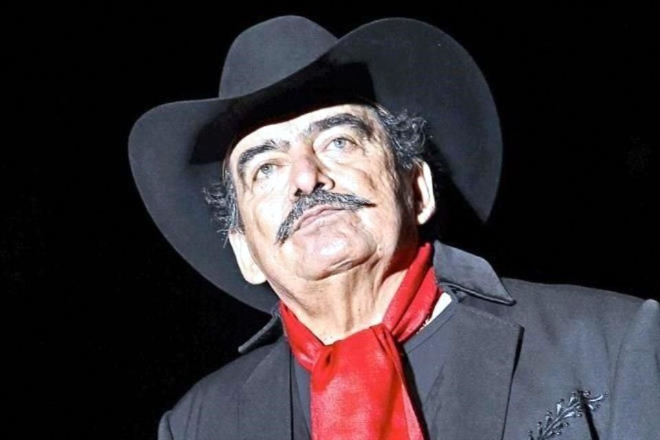 Alrededor de 500 canciones inéditas fueron las que dejó Joan Sebastian, y un total de 11 serán las que se den a conocer en el disco 'Volví Pa'l Pueblo. Acompañado'.