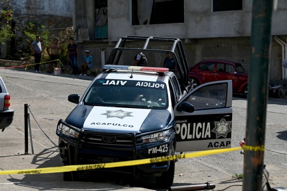 Eduardo Chávez Manzanares, director de la Policía Vial de Acapulco, fue asesinado a balazos mientras se encontraba en su camioneta.