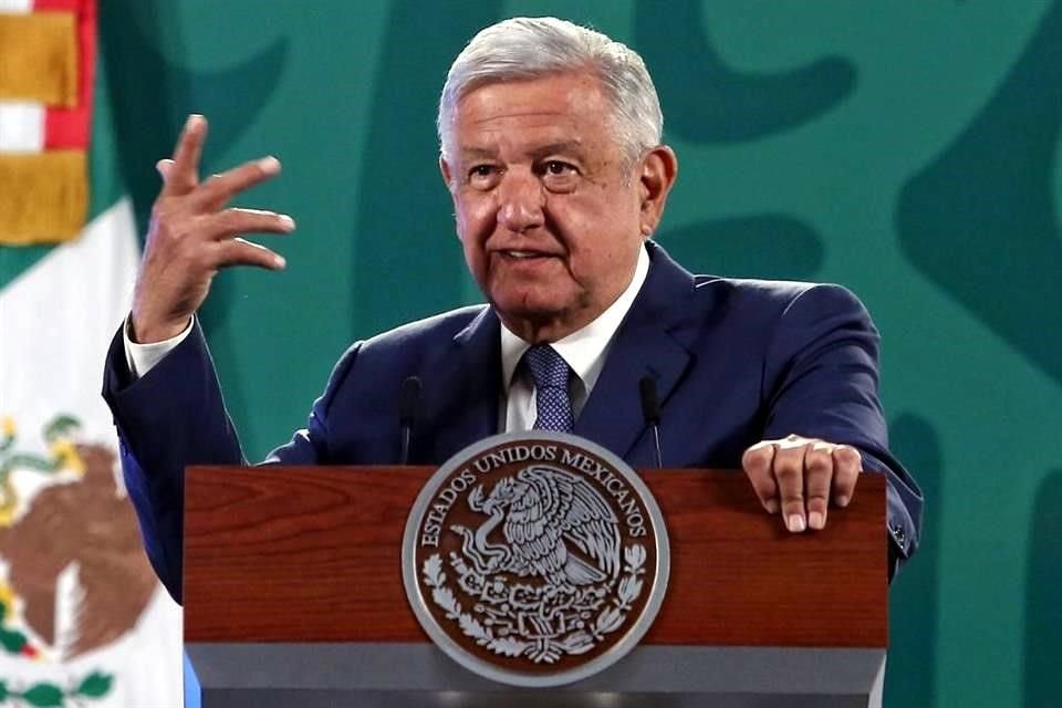 El Presidente dijo que, aunque hay riesgo de que no se avale en el Congreso, estaría obligado a presentar una reforma constitucional en materia de energía.