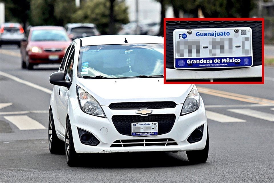 Conductores recurren a placas foráneas debido a que leyes de Jalisco no castigan exceso de velocidad si el auto tiene placa de otro Estado.