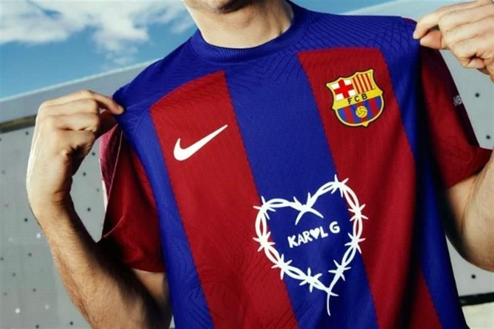 El icónico logo de Karol estará plasmado en la playera del Barcelona FC.