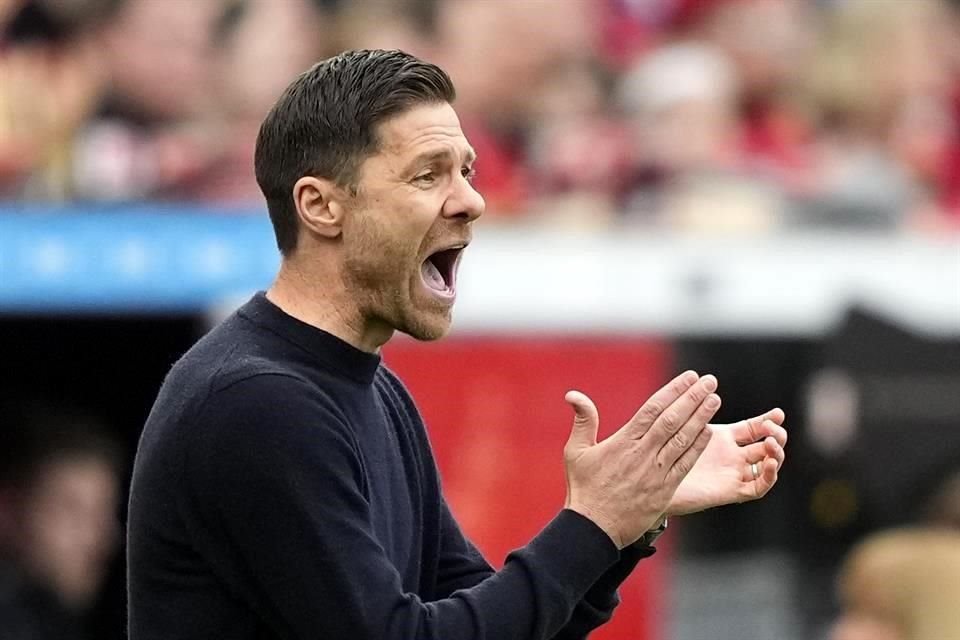 Xabi Alonso ganó su cuarto título de Bundesliga, el primero como entrenador.