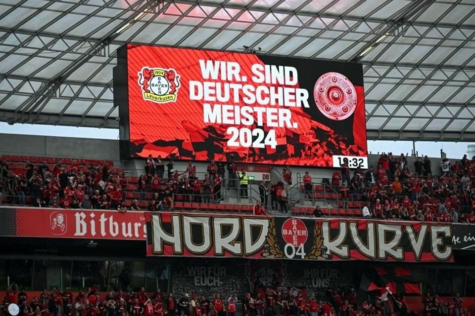 'Somos Campeones de Alemania', así se leyó este mensaje en la BayArena tras la goleada del Bayer 04 Leverkusen por 5-0 sobre el Werder Bremen.