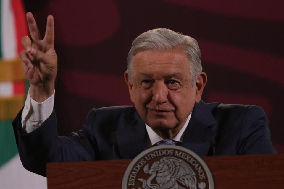 AMLO dará gira del adiós tras elecciones.