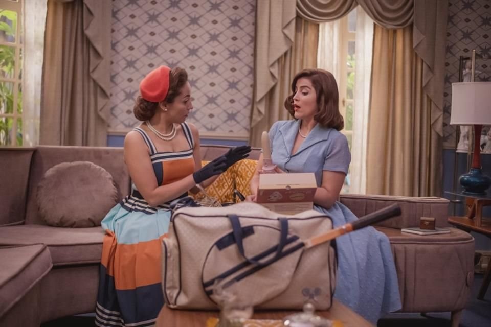 La nueva serie 'Consuelo', de Cassandra Sánchez-Navarro, explora y promueve a través de comedia y drama el tema de la sexualidad femenina.