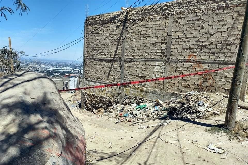 Integrantes de colectivos dedicados a la búsqueda de personas han localizado fosas clandestinas en el Cerro del Cuatro.