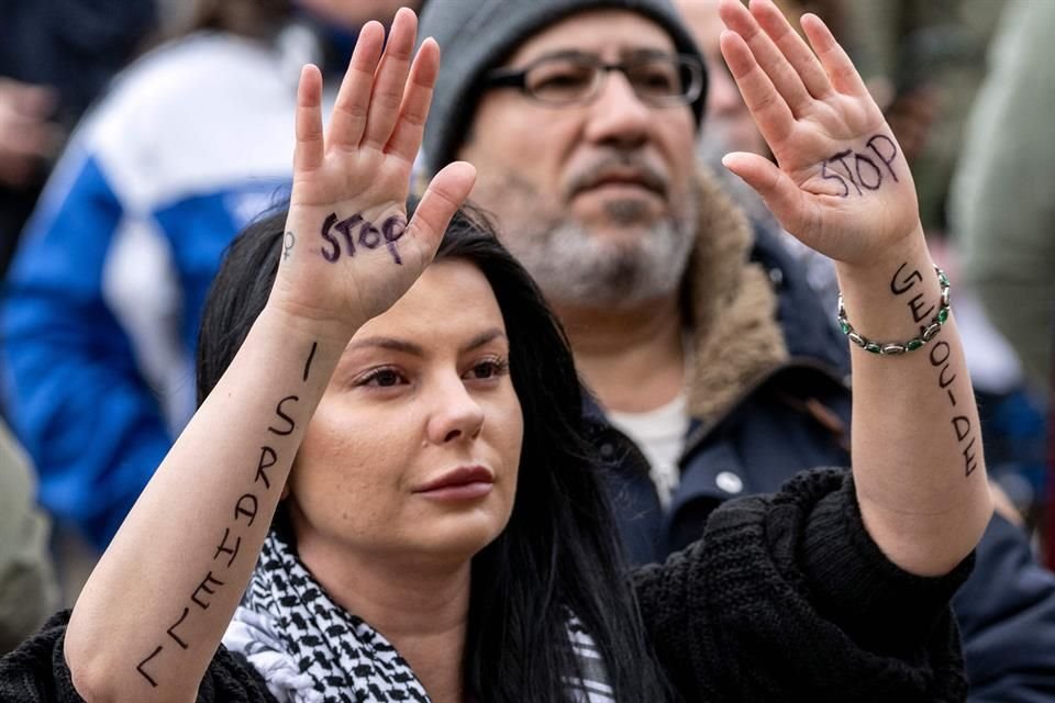 La policía dijo que se había entregado una solicitud para organizar una manifestación en Malmö para quemar un ejemplar del Corán antes del concurso musical.