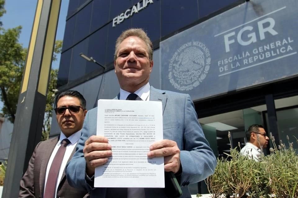 El empresario señaló que Nahle compró propiedades y liquidó créditos por una cantidad cercana a los 100 millones de pesos.