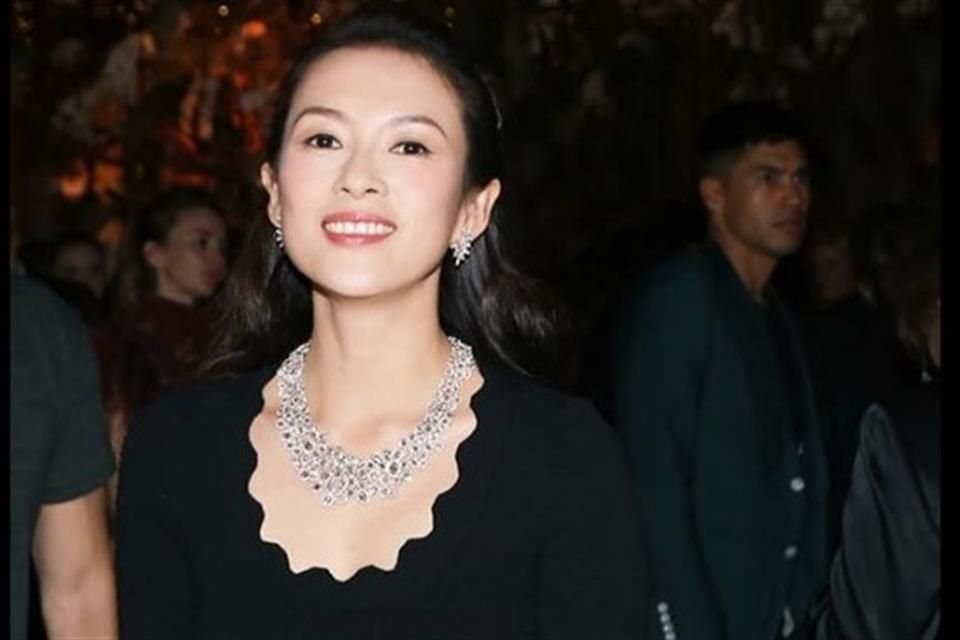 Zhang es conocida en el extranjero por su papel protagonista en las películas 'Memorias de una Geisha' y 'El Tigre y el Dragón'.