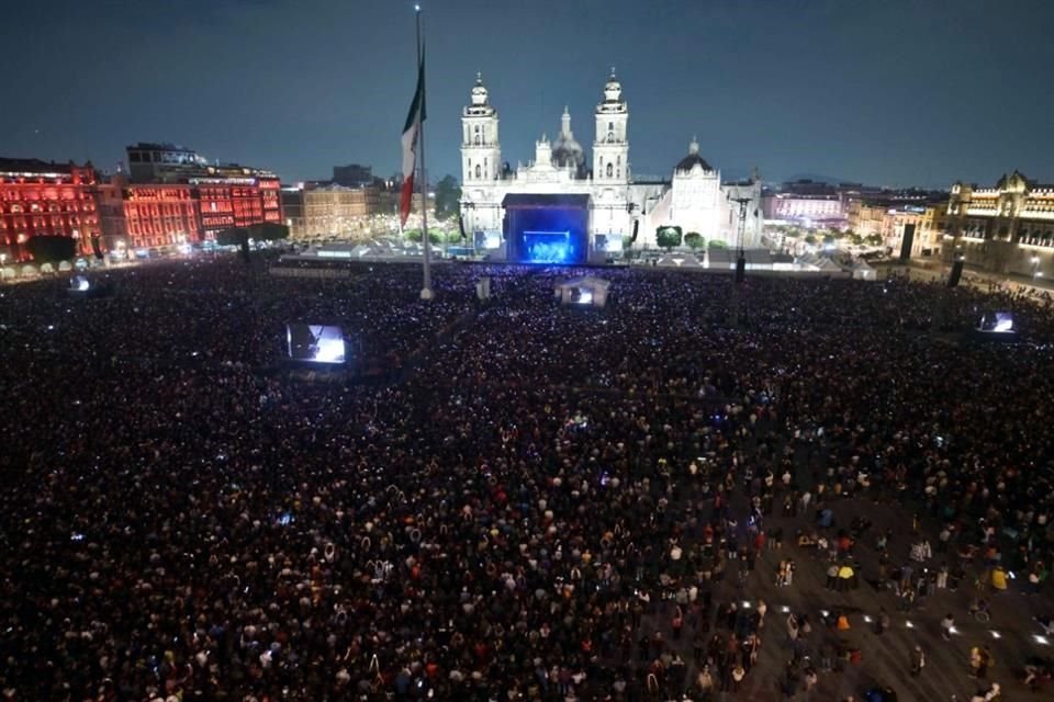 Así lució la plaza del Centro Histórico de la CDMX, durante el concierto.