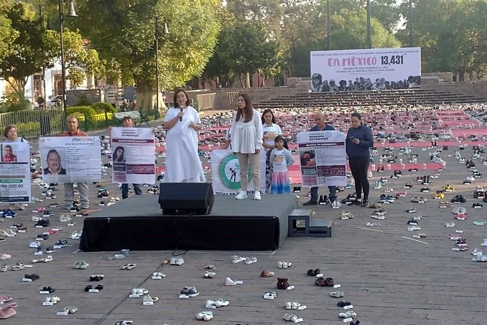 Gálvez en su mensaje en la Plaza Morelos.