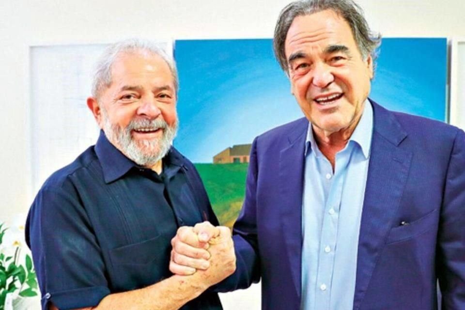 El reconocido cineasta Oliver Stone se sumó a la cartelera de Cannes 2024 con su más reciente documental, sobre la figura de Lula da Silva.