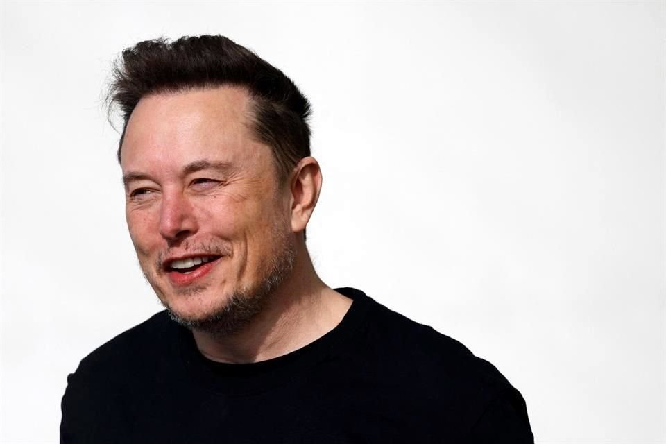El paquete salarial de Elon Musk le otorgaba premios en acciones a medida que aumentaba la capitalización de mercado de Tesla y alcanzaba ciertos objetivos operativos. 