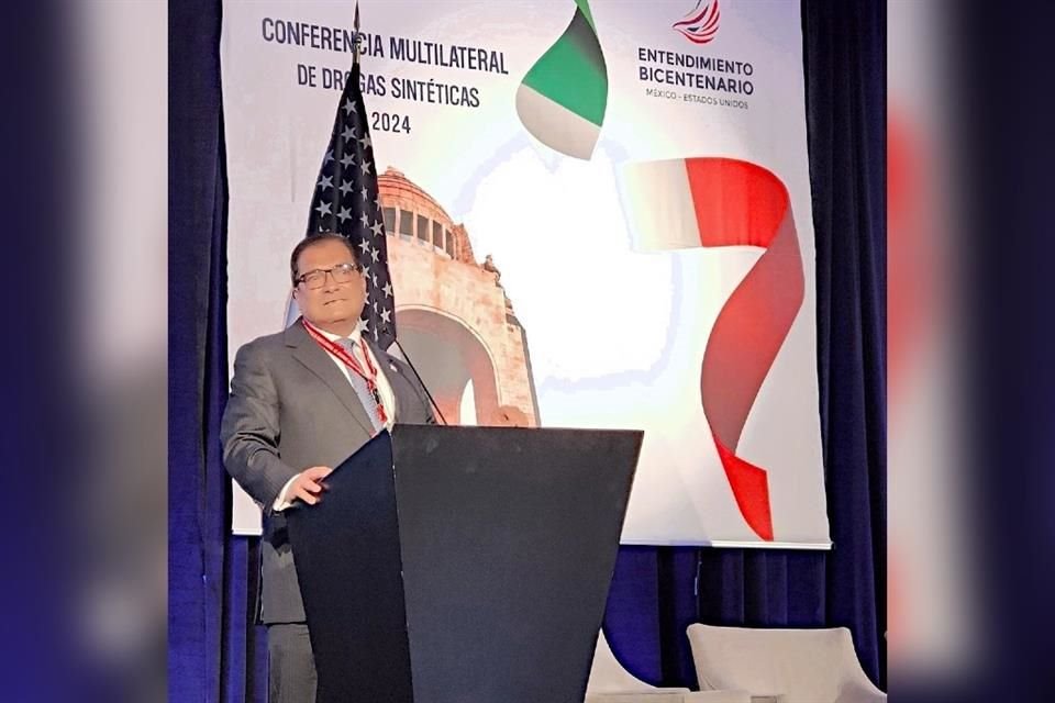 El titular de la Agencia de Investigación Criminal de la FGR, Felipe de Jesús Gallo, reconoció que la producción de fentanilo y otras drogas sintéticas ocurre de manera industrializada en el País,