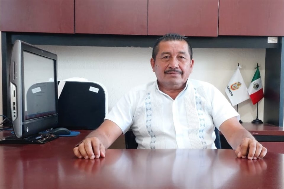 Benjamín Adame Pereyra, funcionario de SEG, fue asesinado a puñaladas en su hogar de Ocotito, Chilpancingo; autoridades investigan.